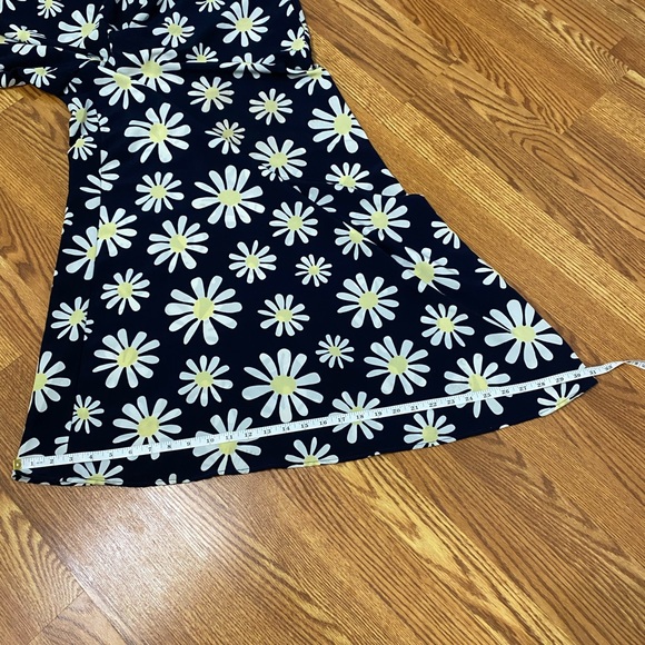 Cato High-Rise Super wide leg Daisy print Pull-on Navy/white pant women’s PXL - Picture 9 of 10